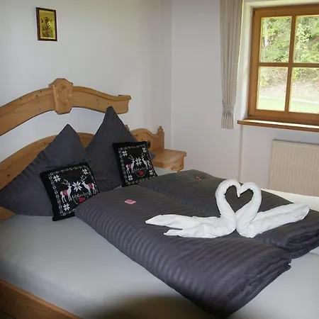Daire Haus Am Duerrach